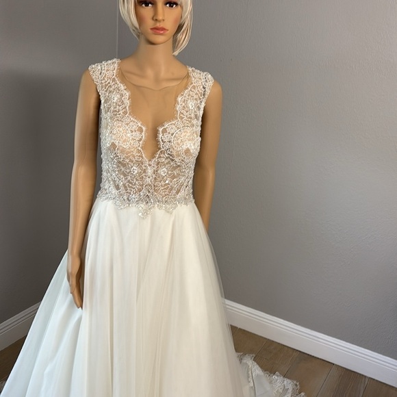 Ella Rosa Private Label By G Wedding Dress size 10 Tulle and Beading open back - Picture 3 of 14